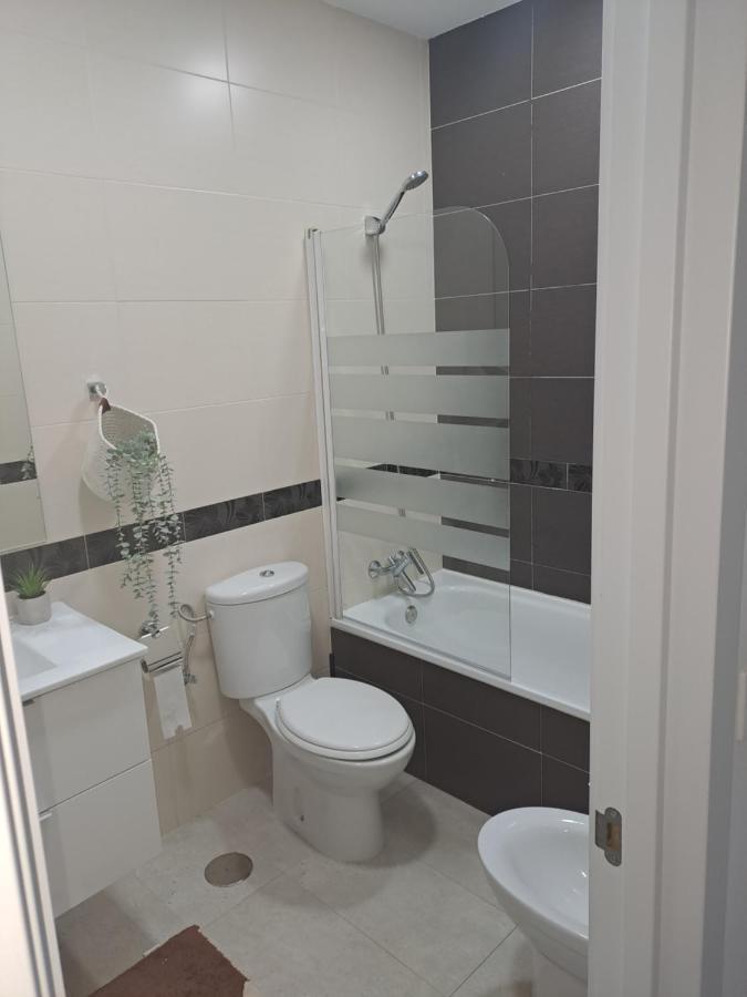 Apartamentos Jara Bajo C Malaga Exterior photo