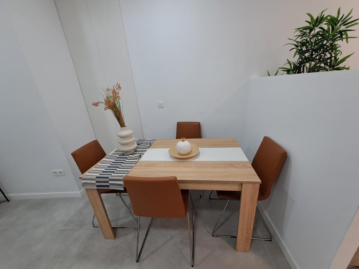 Apartamentos Jara Bajo C Malaga Exterior photo